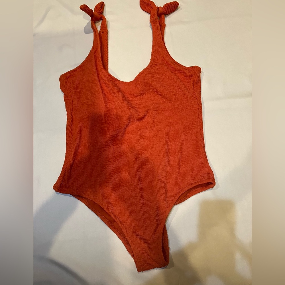One piece swimsuit